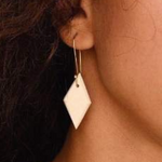 B&B Rhombus Earrings - Natural White - Fouxx.com